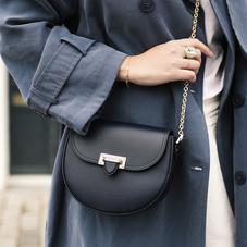 Portobello Bag with Chain in Black Pebble