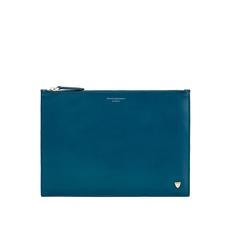 Mount Street Flat Pouch in Smooth Topaz