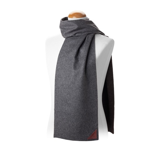 Aspinal Unisex Superior Cashmere Scarf in Grey from Aspinal of London